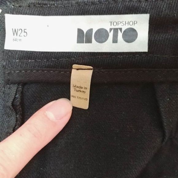 TOPSHOP Moto snake skin denim skirt, size 25 waist - Picture 3 of 4